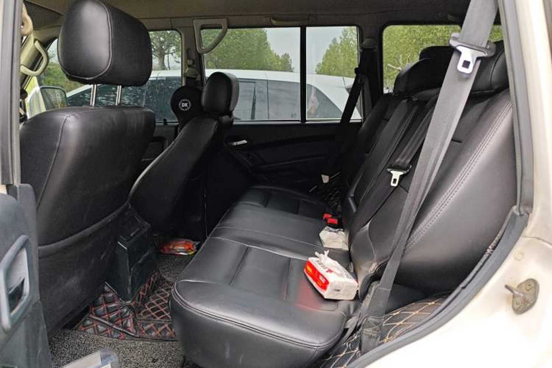 Used Leopaard Q6 2015 2.4L Manual Two-Wheel-Drive Elite Model Left Rear Seat