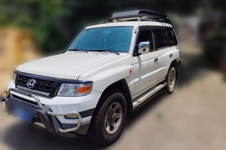 Used Leopaard Q6 2015 2.4L Manual 4x4 Excellence Edition Guazi used car, China used car export, Used car for sale, Used cars, Cheapest cars for sale