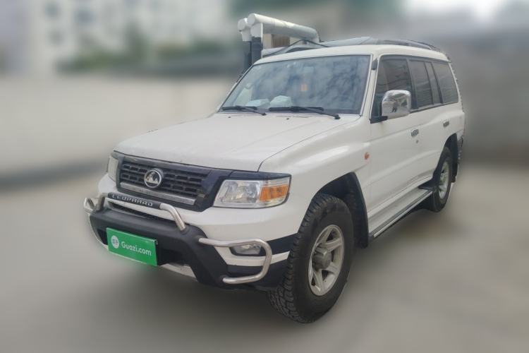Used Leopaard Q6 2015 2.4L Manual 4x4 Excellence Edition Guazi used car, China used car export, Used car for sale, Used  cars, Cheapest cars for sale