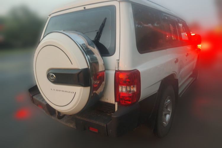 Used Leopaard Q6 2015 2.4L Manual 4x4 Excellence Edition Rear Right 45 Deg