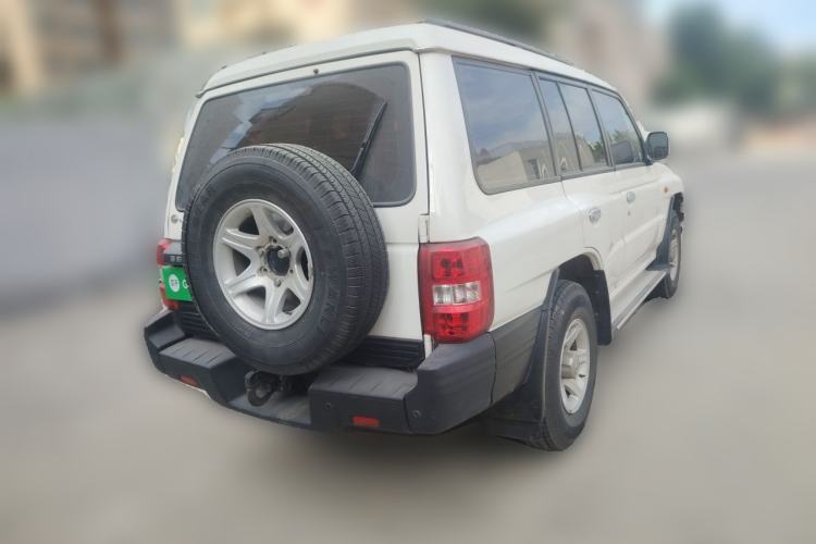 Used Leopaard Q6 2015 2.4L Manual 4x4 Excellence Edition Rear Right 45 Deg