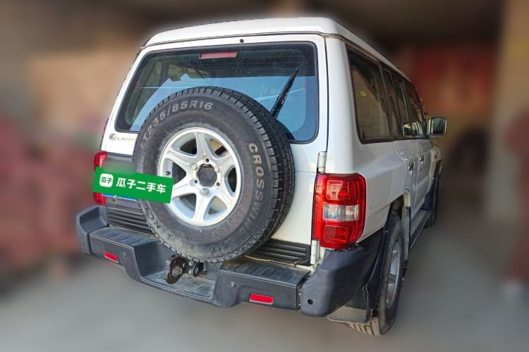 Used Leopaard Q6 2015 2.4L Manual 4x4 Excellence Edition Rear Right 45 Deg