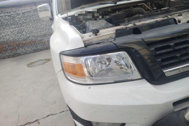 Used Leopaard Q6 2015 2.4L Manual 4x4 Excellence Edition Right Front Headlight