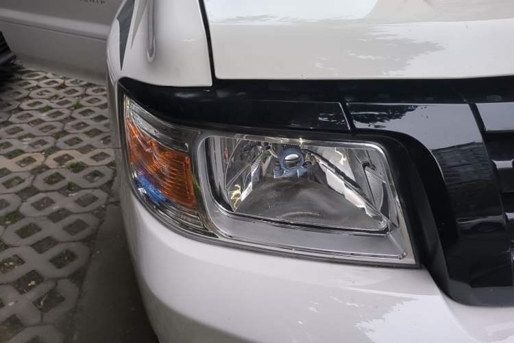 Used Leopaard Q6 2015 2.4L Manual 4x4 Excellence Edition Right Front Headlight