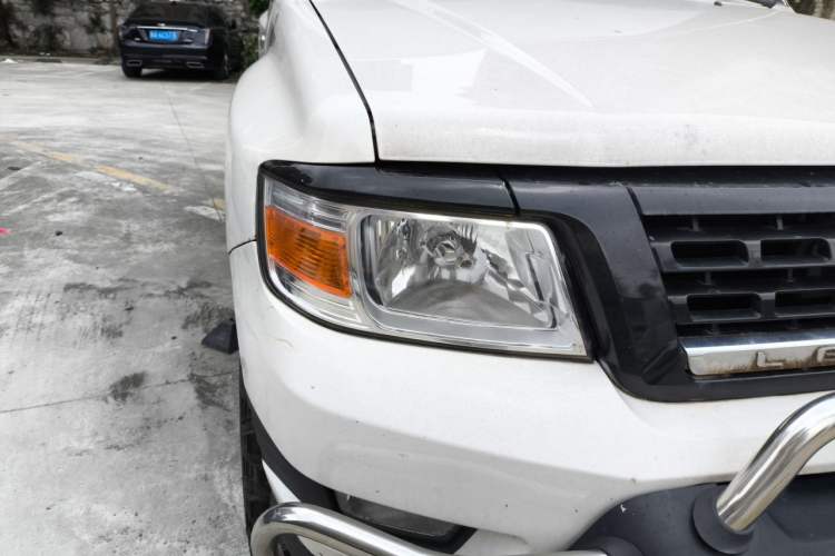 Used Leopaard Q6 2015 2.4L Manual 4x4 Excellence Edition Right Front Headlight