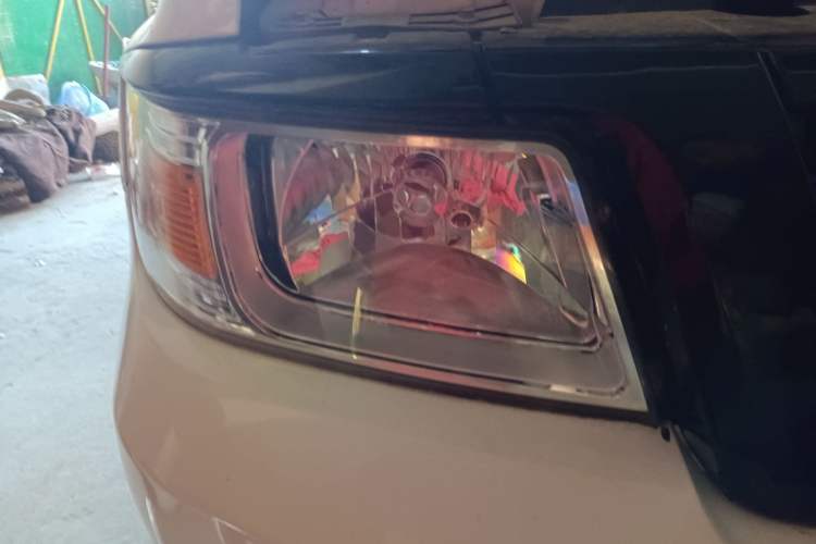 Used Leopaard Q6 2015 2.4L Manual 4x4 Excellence Edition Right Front Headlight