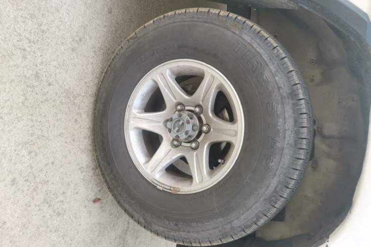 Used Leopaard Q6 2015 2.4L Manual 4x4 Excellence Edition Right Front Wheel Hub