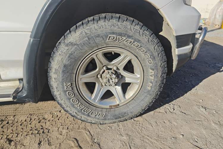 Used Leopaard Q6 2015 2.4L Manual 4x4 Excellence Edition Right Front Wheel Hub