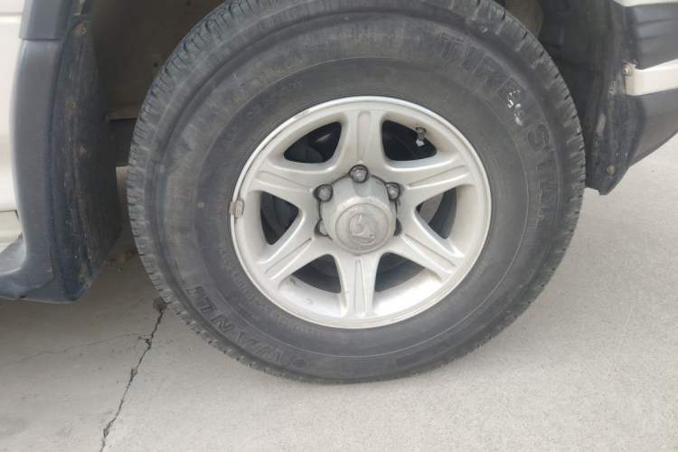 Used Leopaard Q6 2015 2.4L Manual 4x4 Excellence Edition Right Front Wheel Hub