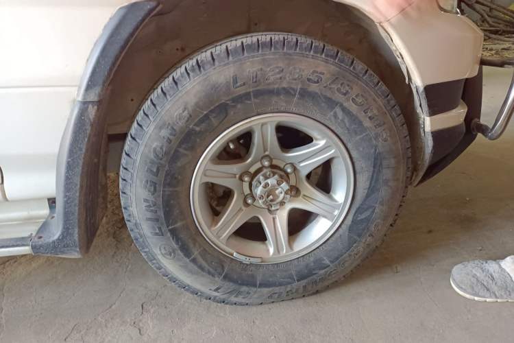 Used Leopaard Q6 2015 2.4L Manual 4x4 Excellence Edition Right Front Wheel Hub