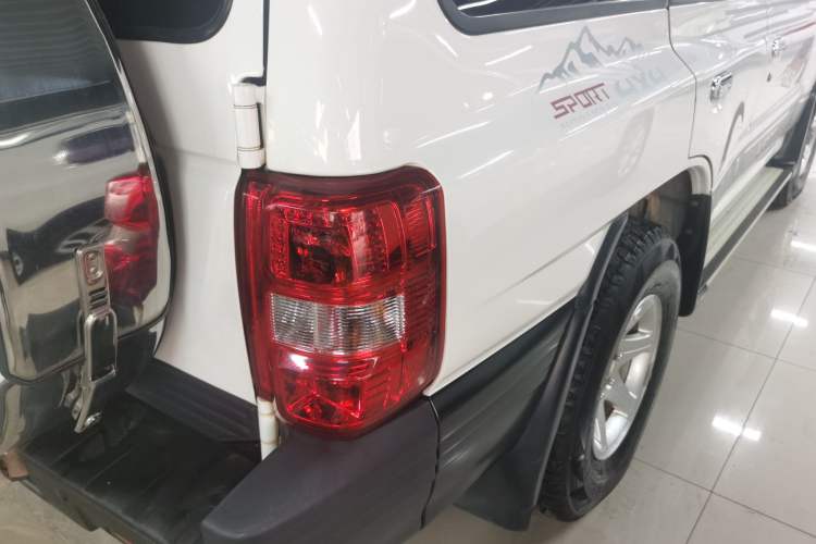 Used Leopaard Q6 2015 2.4L Manual 4x4 Excellence Edition Right Rear Taillight