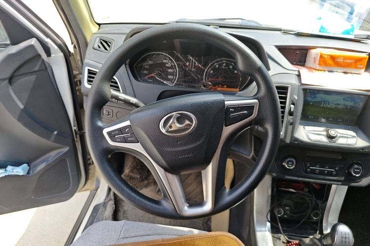 Used Leopaard Q6 2015 2.4L Manual 4x4 Excellence Edition Steering Wheel