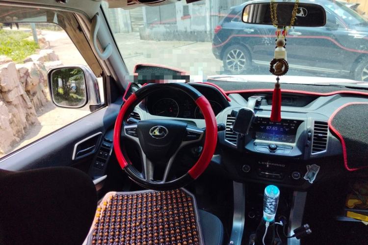 Used Leopaard Q6 2015 2.4L Manual 4x4 Excellence Edition Steering Wheel