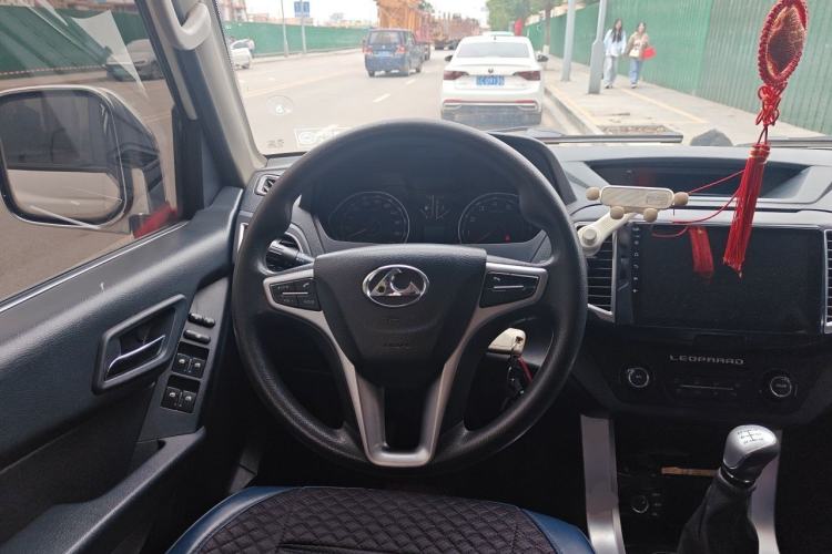 Used Leopaard Q6 2015 2.4L Manual 4x4 Excellence Edition Steering Wheel