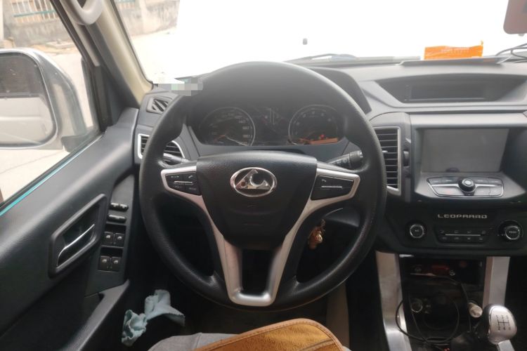 Used Leopaard Q6 2015 2.4L Manual 4x4 Excellence Edition Steering Wheel