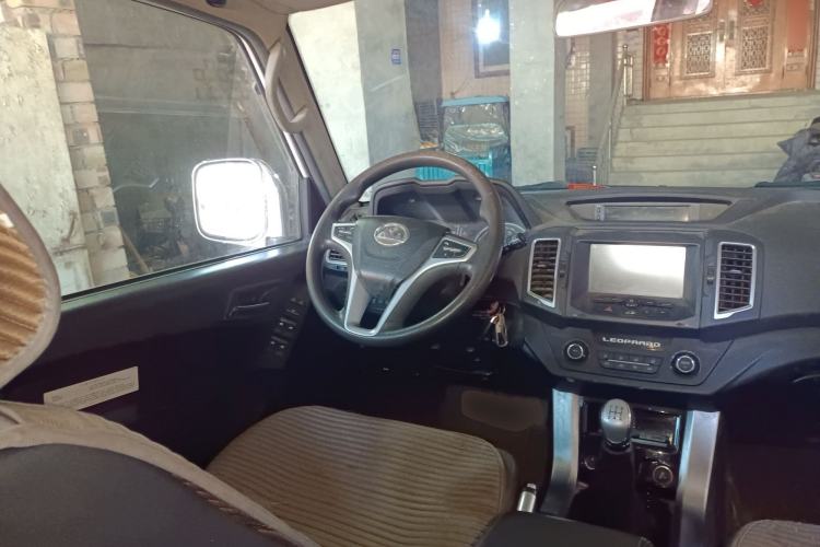 Used Leopaard Q6 2015 2.4L Manual 4x4 Excellence Edition Steering Wheel