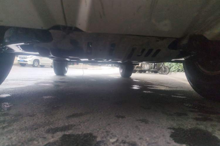 Used Leopaard Q6 2017 2.0T Automatic Two-Wheel Drive Chassis Front