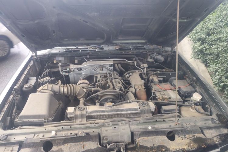 Used Leopaard Q6 2017 2.0T Automatic Two-Wheel Drive Engine Bay