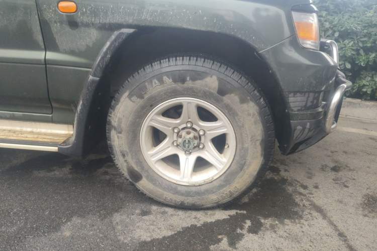 Used Leopaard Q6 2017 2.0T Automatic Two-Wheel Drive Right Front Wheel Hub