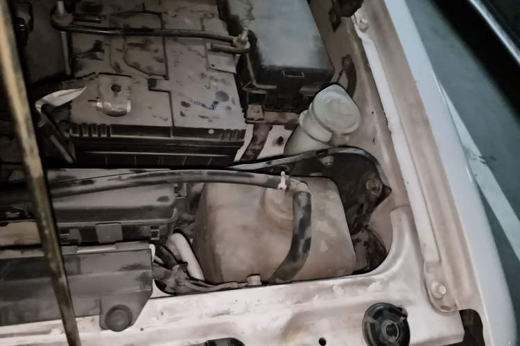 Used Leopaard Q6 2017 2.0T Automatic All-Wheel Drive Engine Bay Left