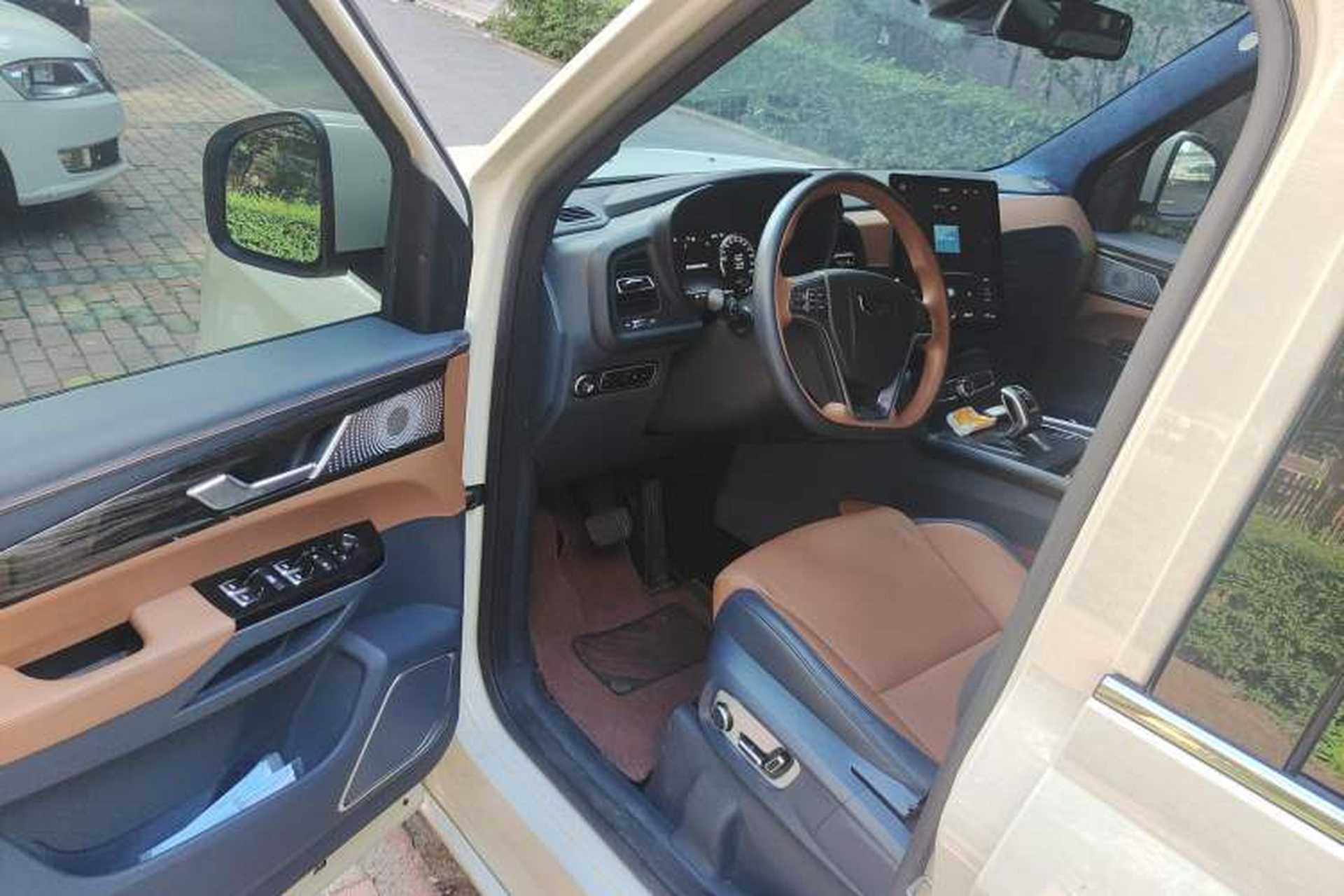 Used LEVC TX 2022 TX5 Extended-Range Space Enjoyment Edition Driver Seat