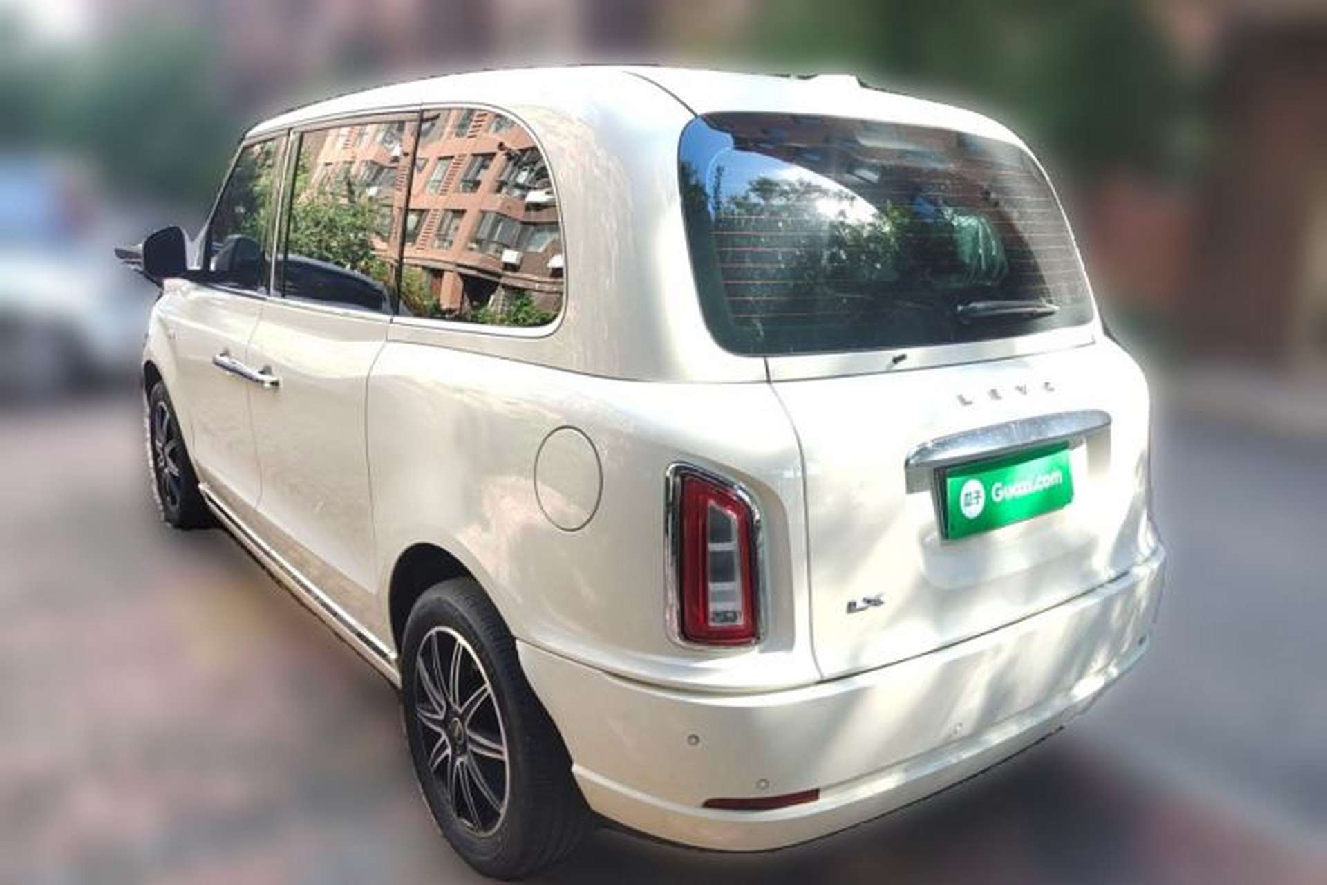 Used LEVC TX 2022 TX5 Extended-Range Space Enjoyment Edition Rear Left 45 Deg
