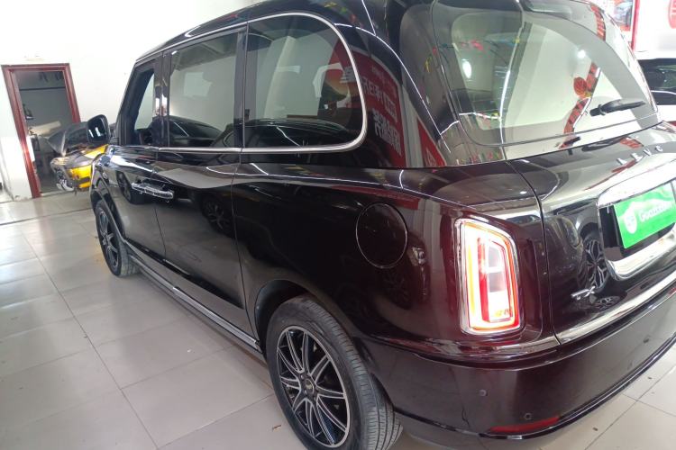 Used LEVC TX 2022 TX5 Extended-Range Space Enjoyment Edition Exterior 3