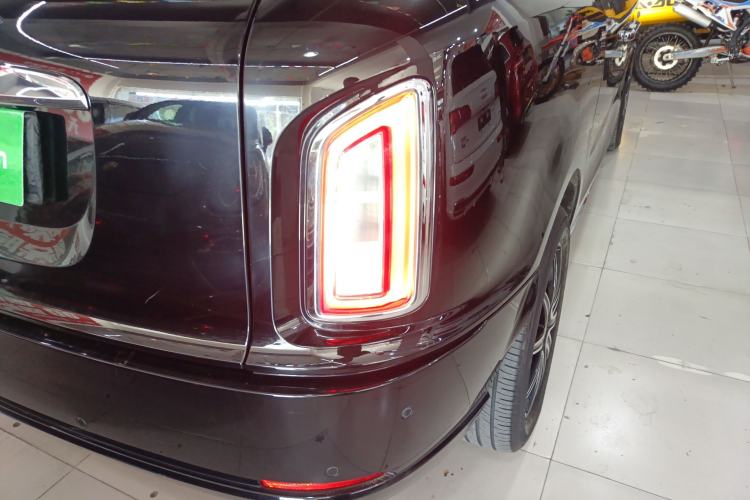 Used LEVC TX 2022 TX5 Extended-Range Space Enjoyment Edition Exterior 6