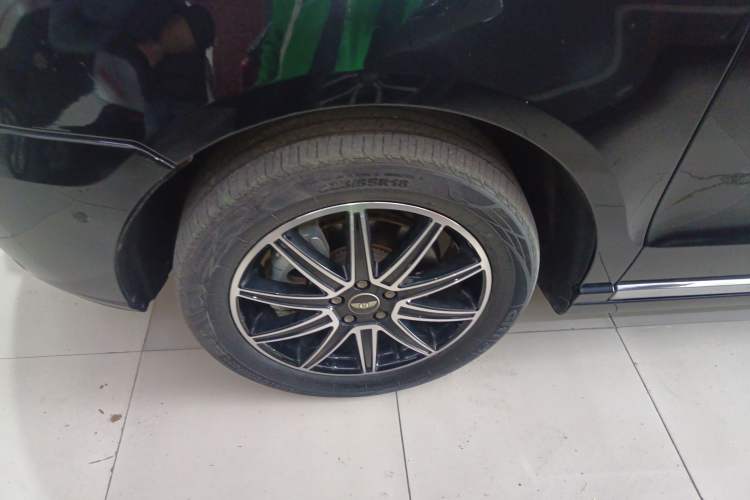 Used LEVC TX 2022 TX5 Extended-Range Space Enjoyment Edition Exterior 7
