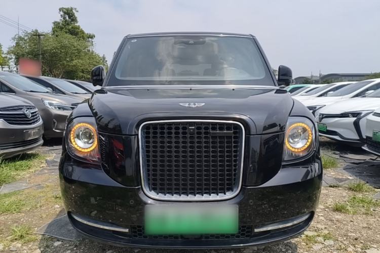Used LEVC TX 2022 TX5 Extended-Range Urban Living Room Edition Front