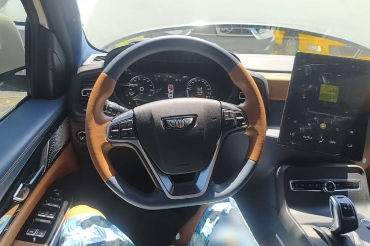 Used LEVC TX 2022 TX5 Extended-Range Urban Living Room Edition Steering Wheel