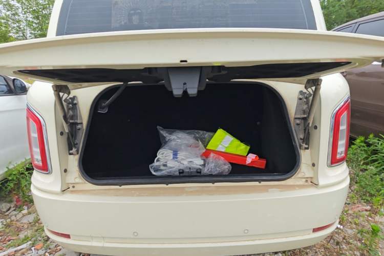 Used LEVC TX 2022 TX5 Extended-Range Space Enjoyment Edition Trunk