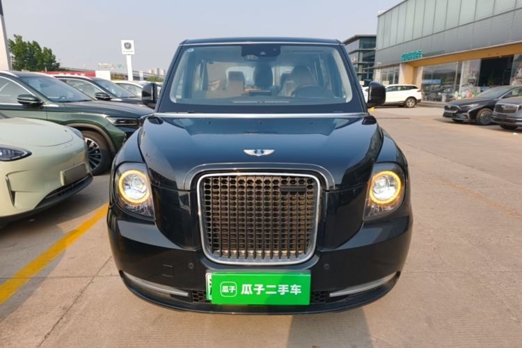 Used LEVC TX 2023 TX5 Extended-Range Travel Edition Front