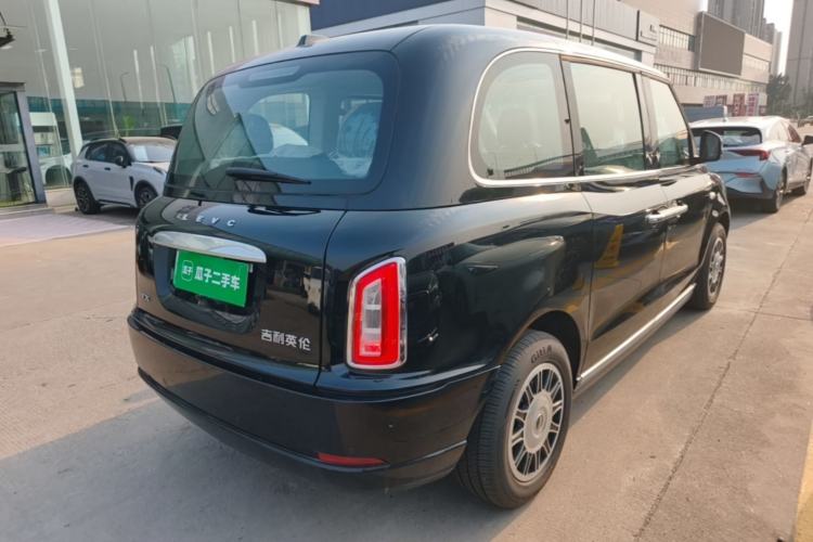 Used LEVC TX 2023 TX5 Extended-Range Travel Edition Rear Right 45 Deg