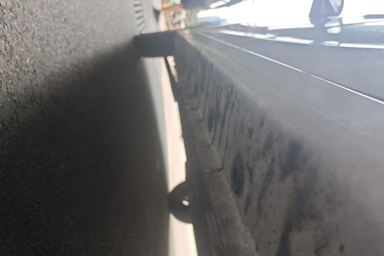 Used Levdeo i3 2019 Comfort Edition Chassis Rear Left