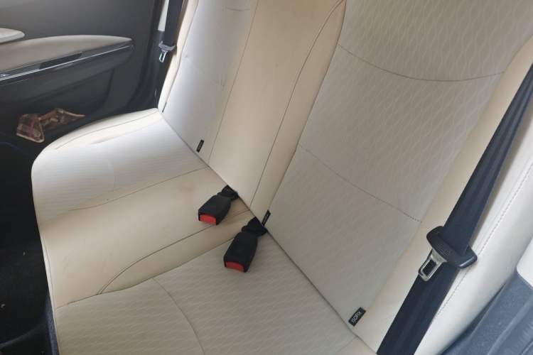 Used Levdeo i3 2019 Comfort Edition Left Rear Seat