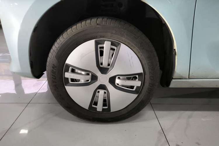 Used Levdeo Mango 2022 200 Standard Edition Left Front Wheel Hub