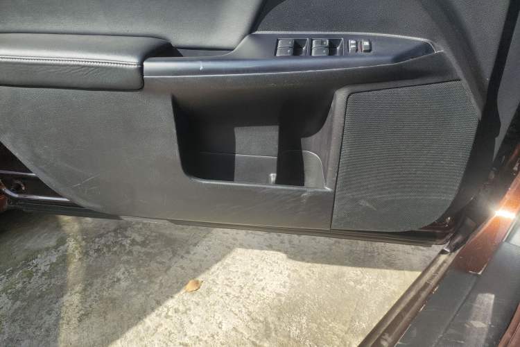 Used Lexus CT 2014 CT200h Comfort Edition Monochrome Left Front Door Interior