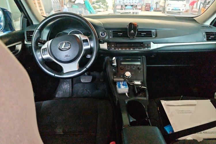 Used Lexus CT 2012 CT200h Elite Edition Center Console