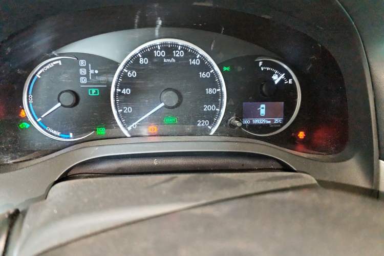 Used Lexus CT 2012 CT200h Elite Edition Odometer Close Up