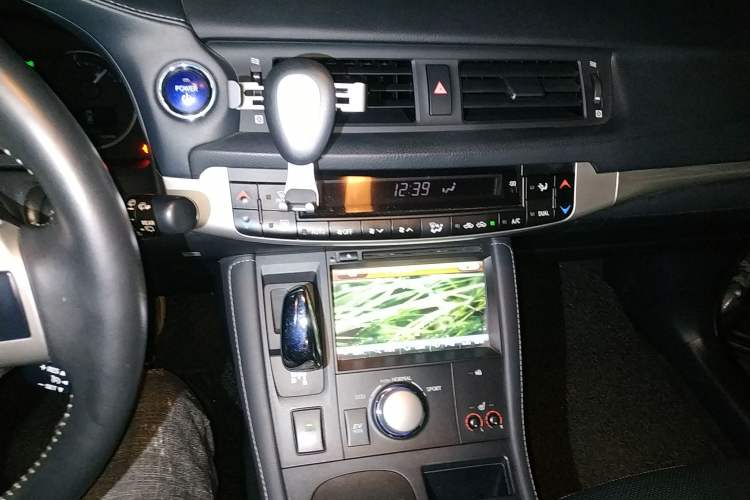 Used Lexus CT 2012 CT200h Premier Edition Audio And AC Panel