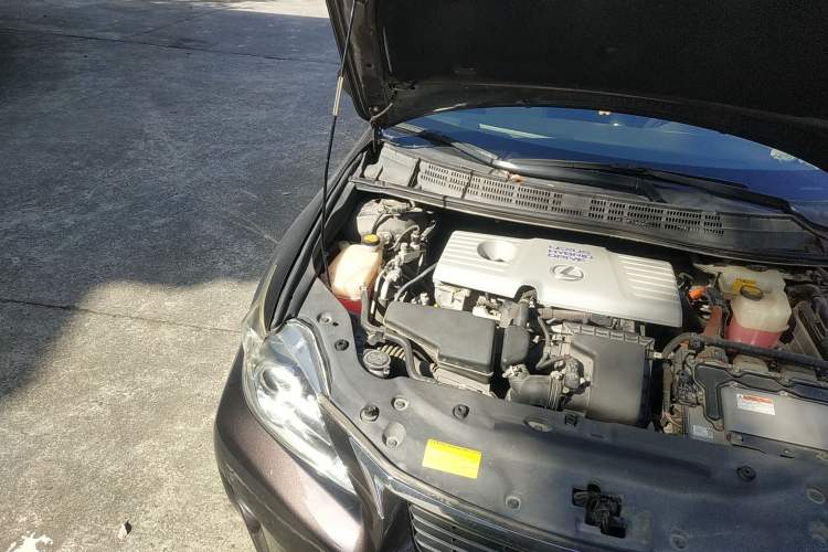 Used Lexus CT 2012 CT200h Elite Edition Engine Bay Right