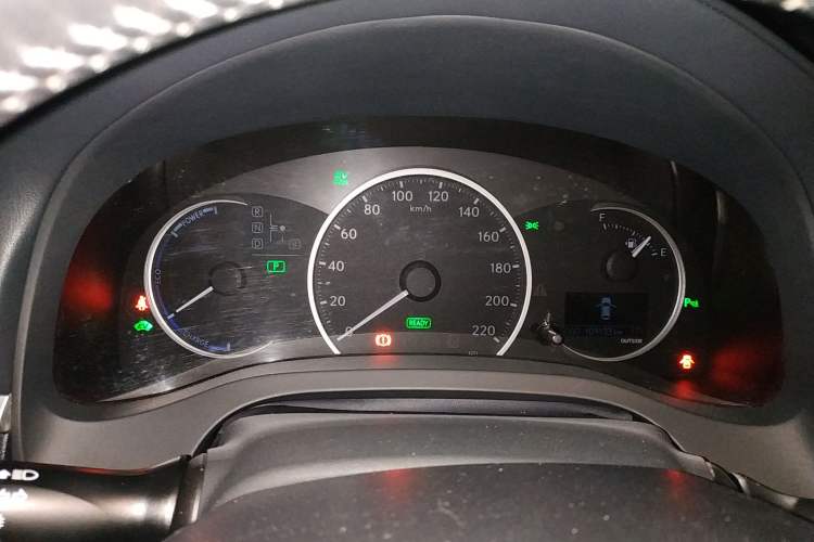 Used Lexus CT 2012 CT200h Premier Edition Instrument Cluster