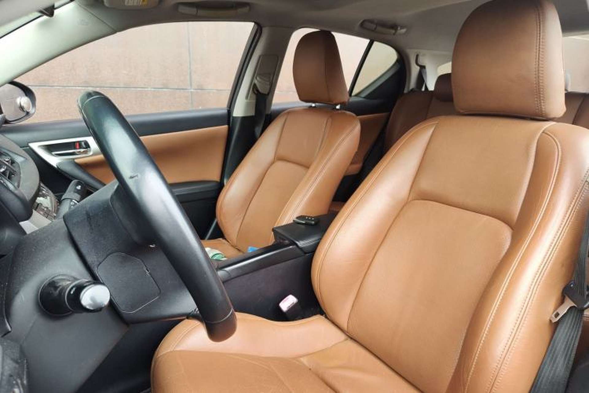 Used Lexus CT 2012 CT200h Elite Edition Left Front Seat