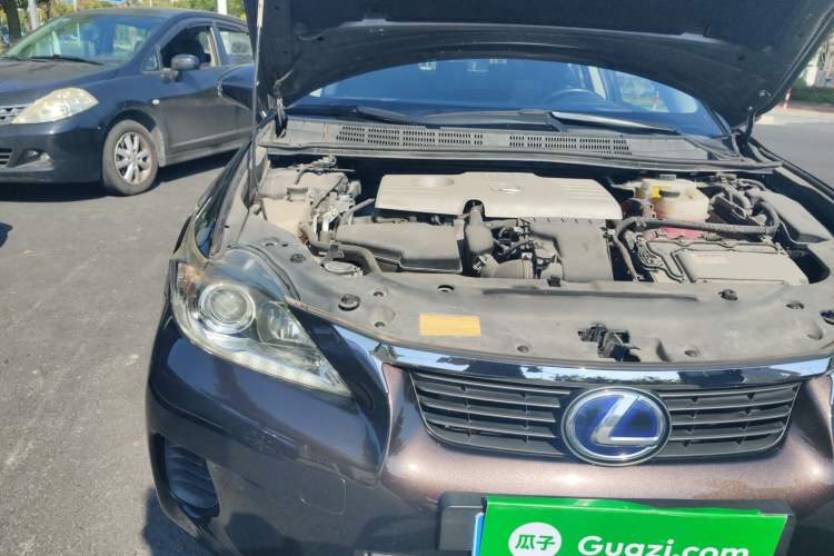 Used Lexus CT 2012 CT200h Elite Edition Engine Bay Right