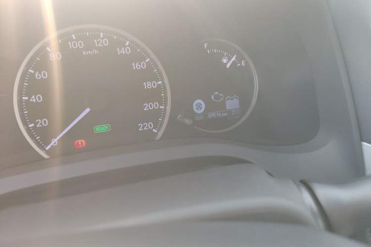 Used Lexus CT 2012 CT200h Elite Edition Odometer Close Up