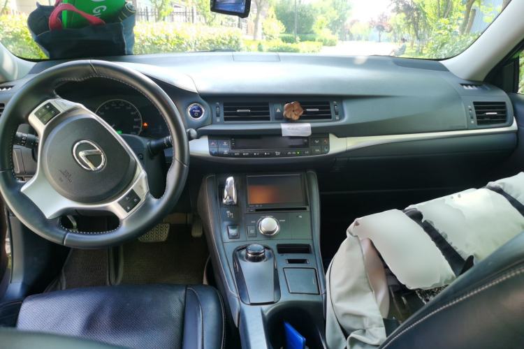 Used Lexus CT 2012 CT200h Elite Edition Center Console