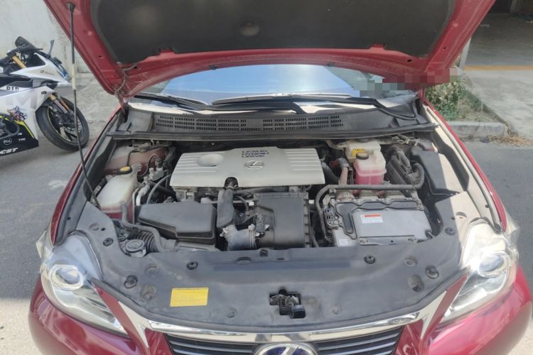 Used Lexus CT 2012 CT200h Elite Edition Engine Bay