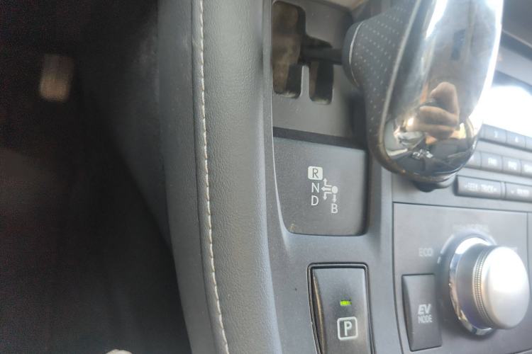 Used Lexus CT 2012 CT200h Elite Edition Gear Lever