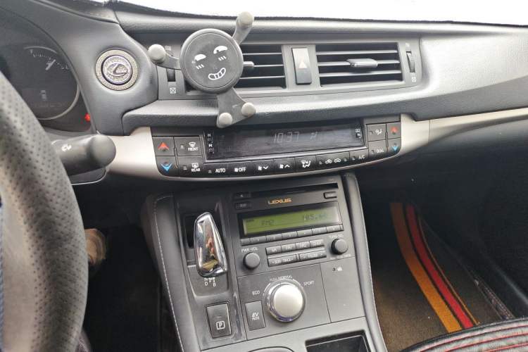 Used Lexus CT 2012 CT200h Elite Edition Audio And AC Panel